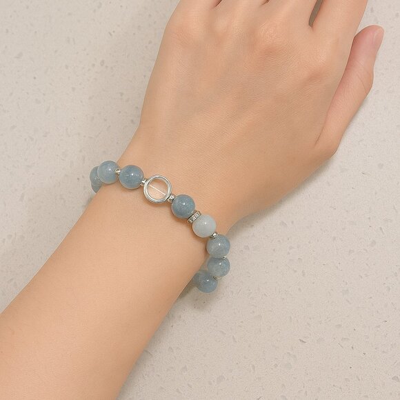Elegant Blue Beaded Bracelet - Picture 2 of 3